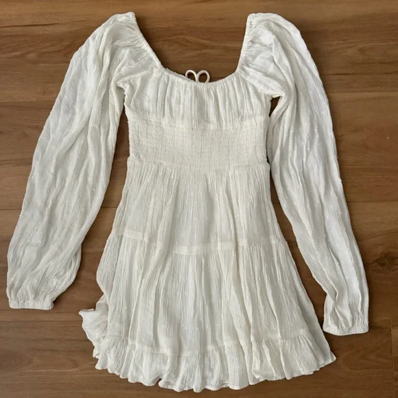 l*space White Long-Sleeve Smocked Bodice Dress - Picture 4 of 4